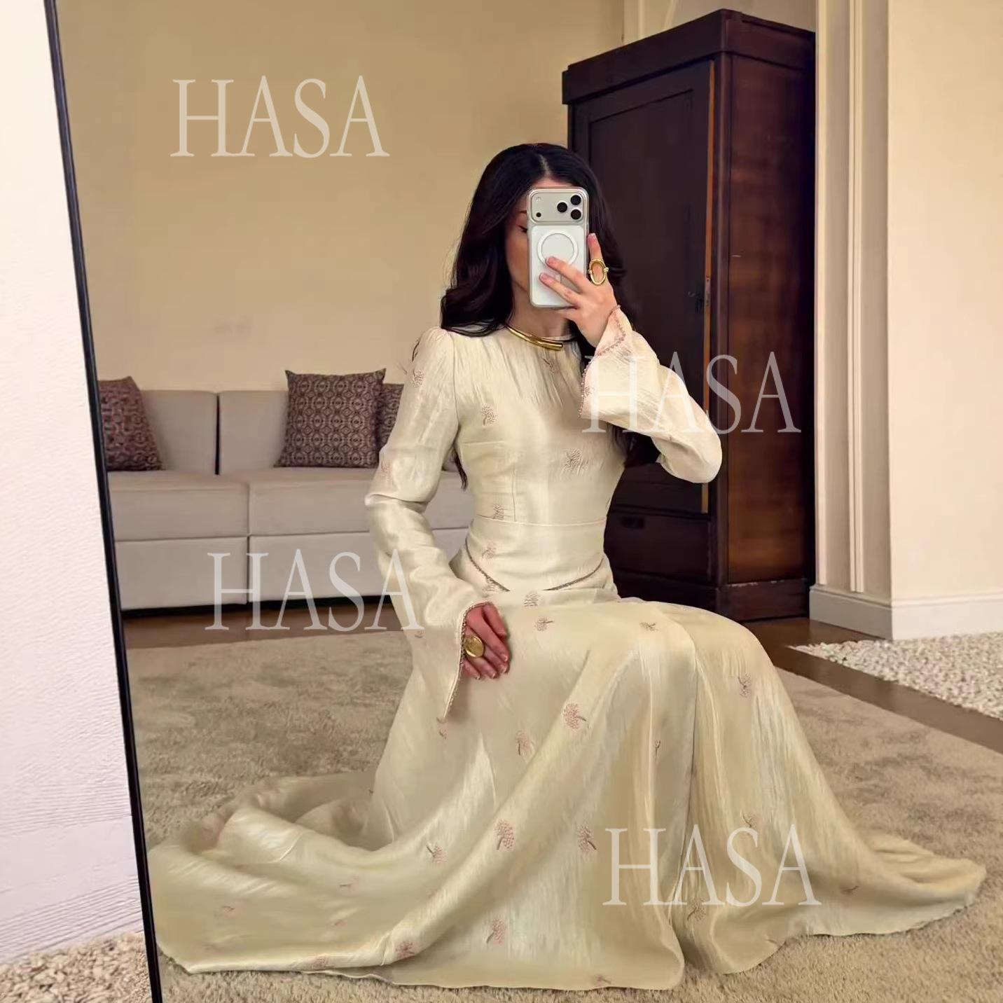HS6745 Chic Cream Embroidered Long Dress Flare Sleeve Mermaid Maxi Gown