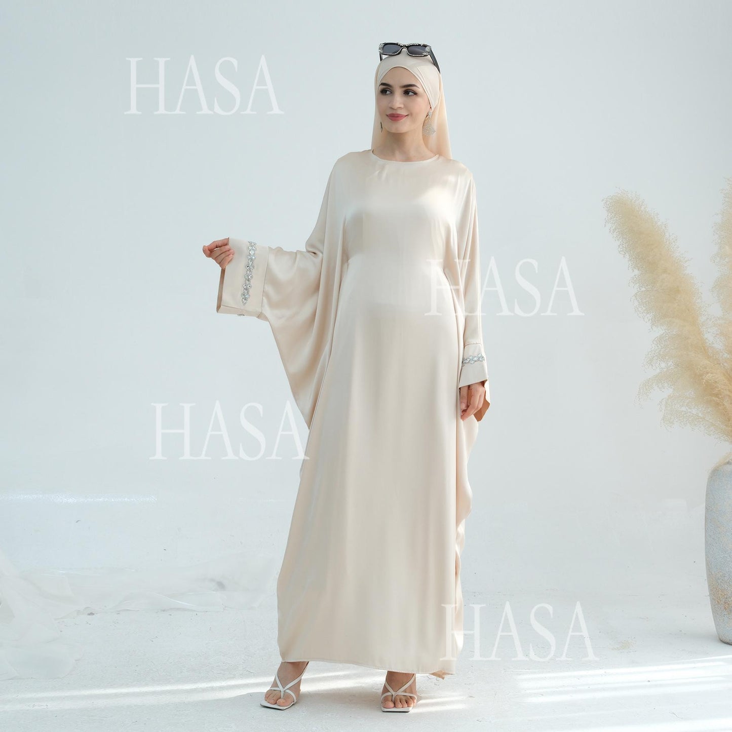 HS5882 A Cardigan Dress with Exquisite Hot Diamond Embellishment and Elegant Details closed abayas