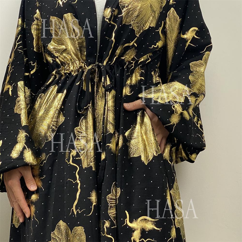 HS6589 Gold-stamped long cardigan with a flowing design