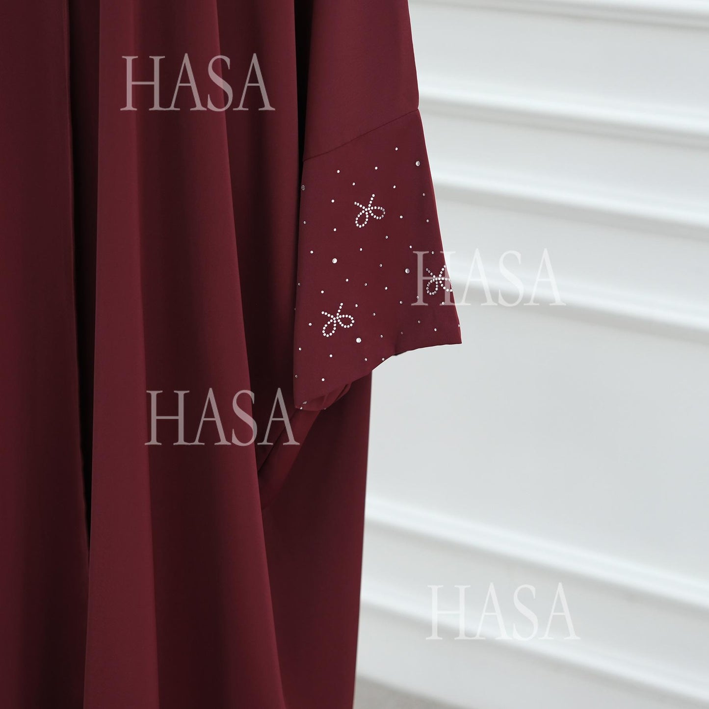 HS6492  Long-sleeved Robe with Bow and Beading