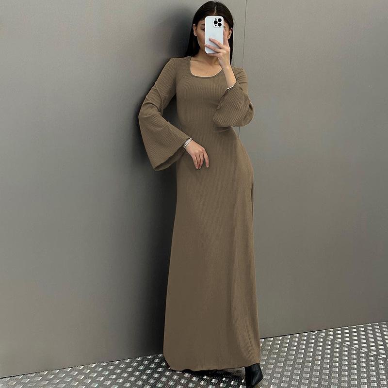 HASASERIES HS0676 Flared Long Sleeved High Waist Maxi Skirt with Lace-up Back