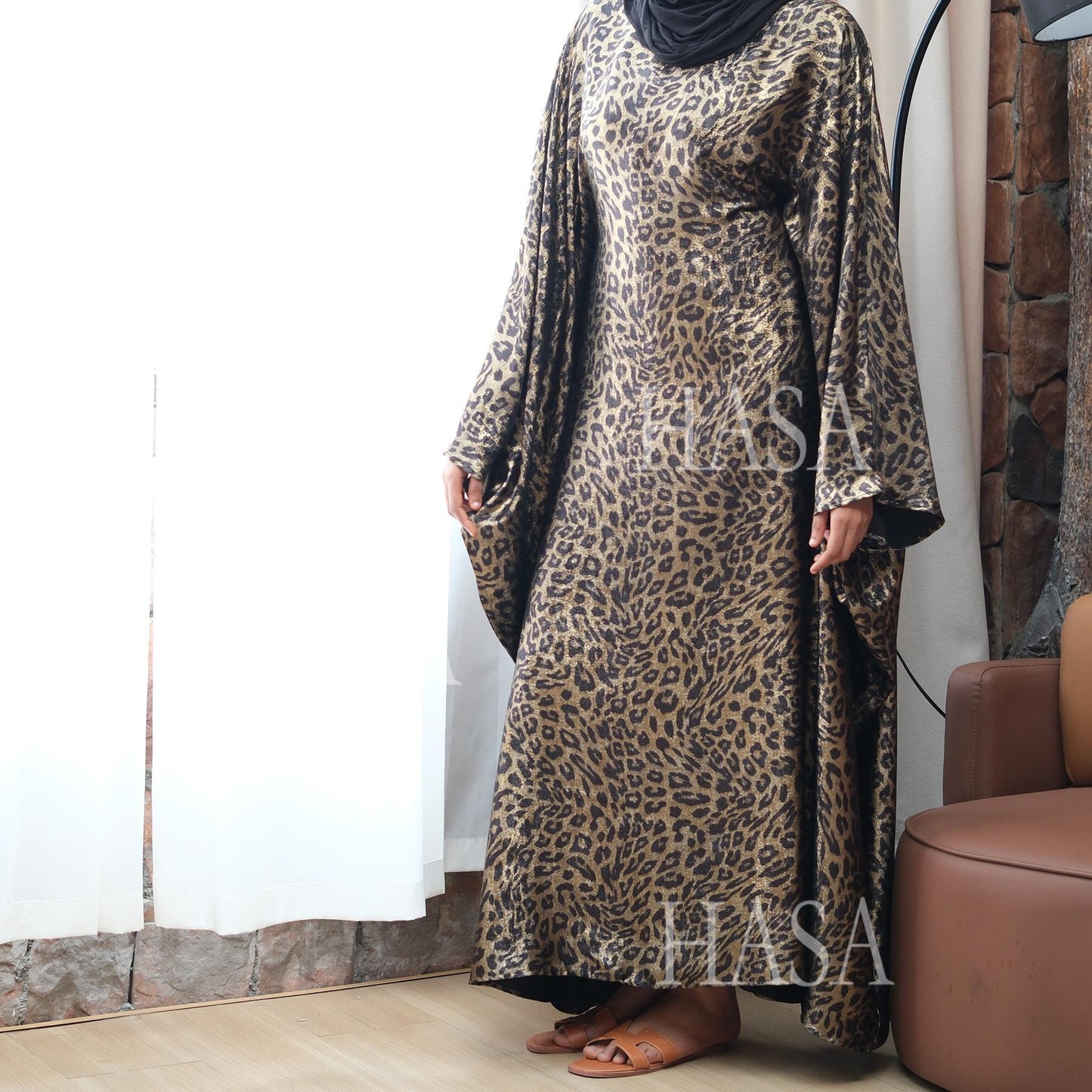 HS6469 Flowing Batwing Sleeve Leopard Maxi Dress (without Headscarf)