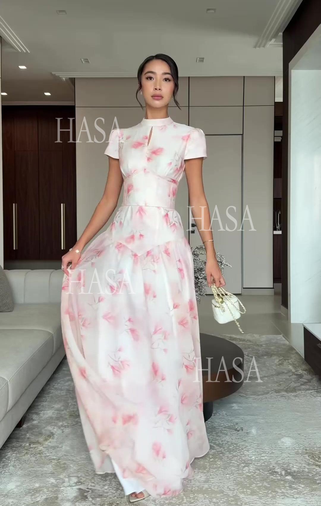 HS6737 Chic Romantic Maxi Dress with Soft Floral Print