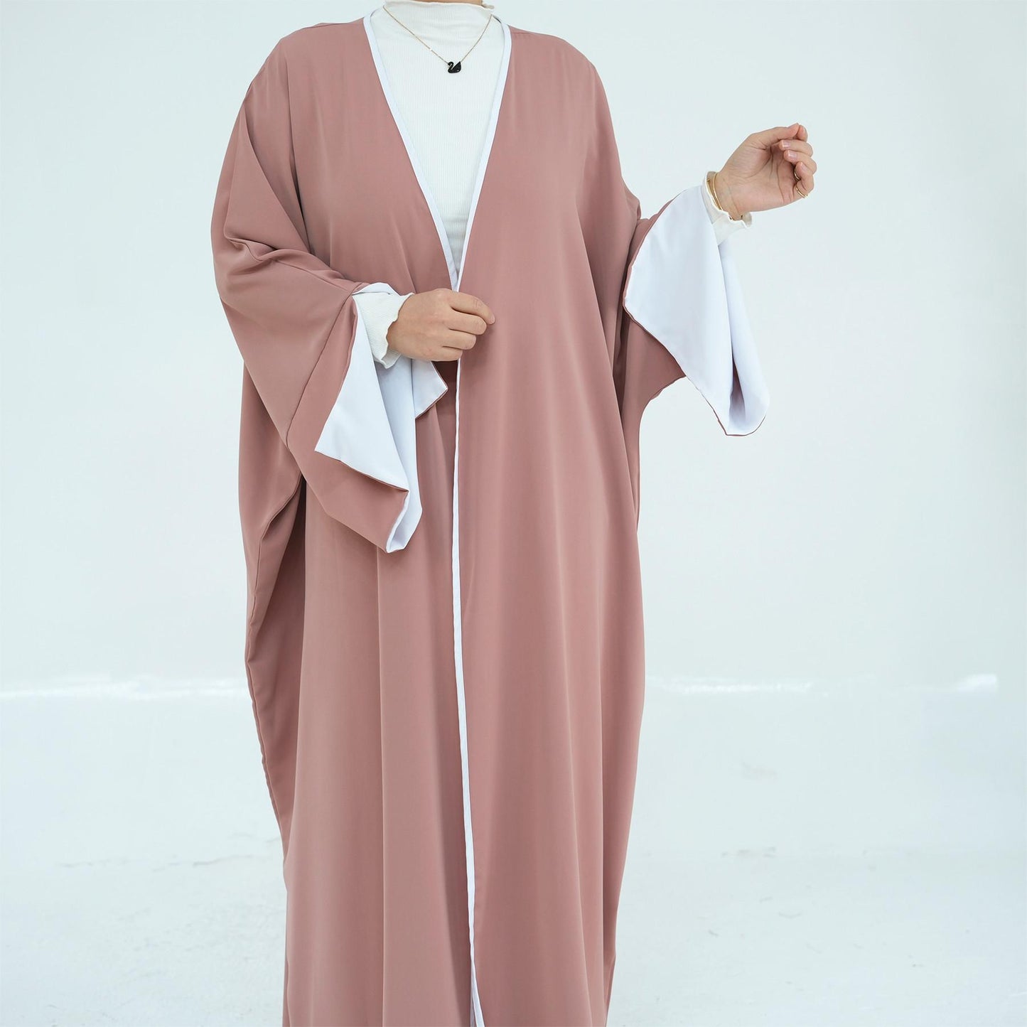 HS5877 The Loose-fitting Robe Has A Lightweight Silhouette That Is Perfect for Any Occasion open abaya outfit