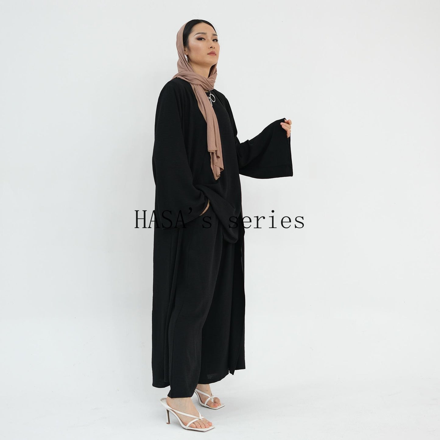 HS5107 Minimalist Style Three-piece Set | Solid Color Long Coat Paired with A Loose Two-piece Suit.