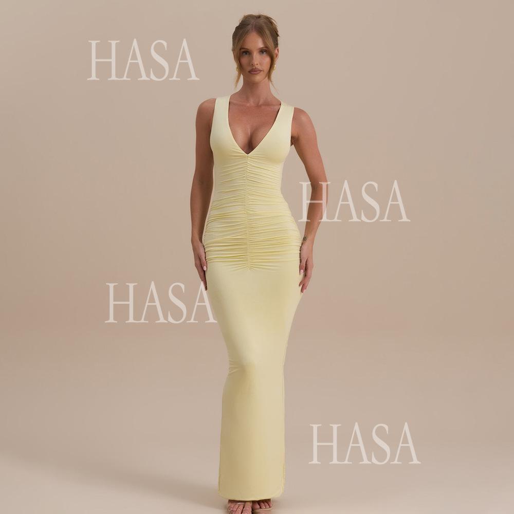 HASA HS6766 Chic Sleeveless Figure Hugging Dress