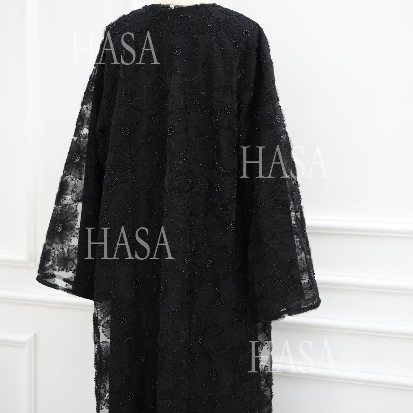 HS6625 Dreidimensionale, Perlenbesetzte Strickjacke Mit Blumenmuster, Die Mit Einer Inneren Schicht Oder Einem Kopftuch Kombiniert Werden Kann.