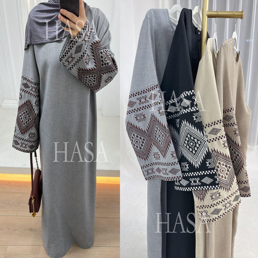 HS6533 Long robe with wide sleeves and exquisite embroidery