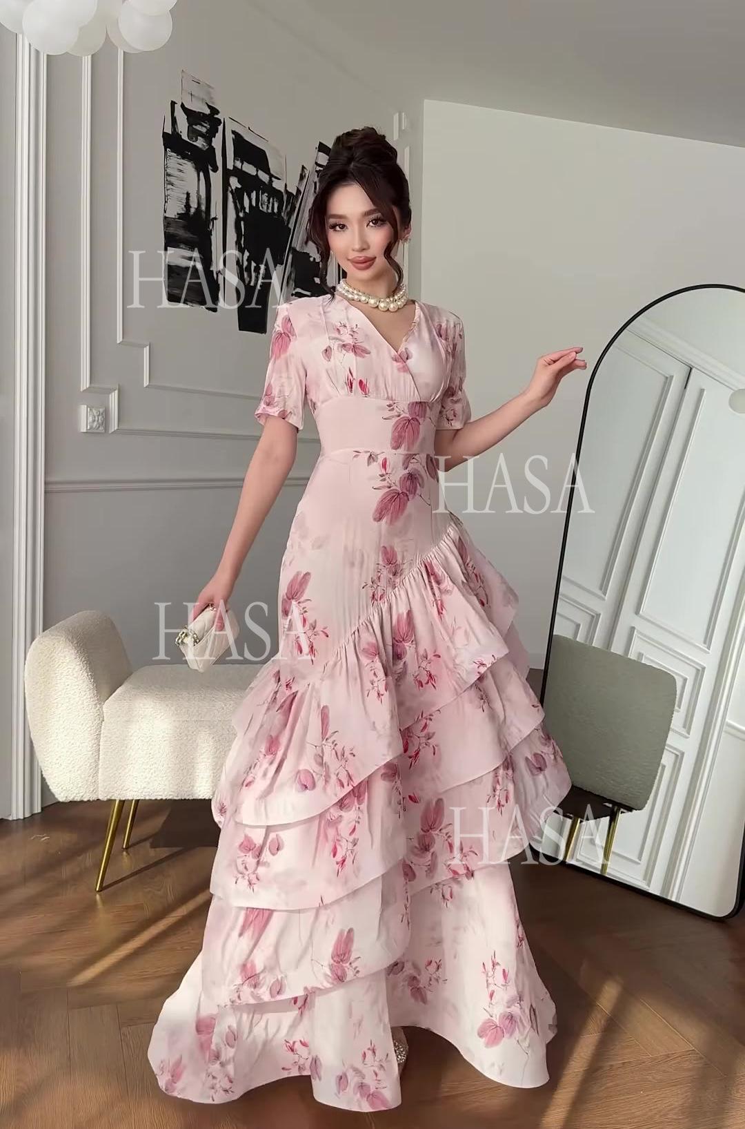 HS6747 Soft Girl Inspired Flowing Maxi Dress