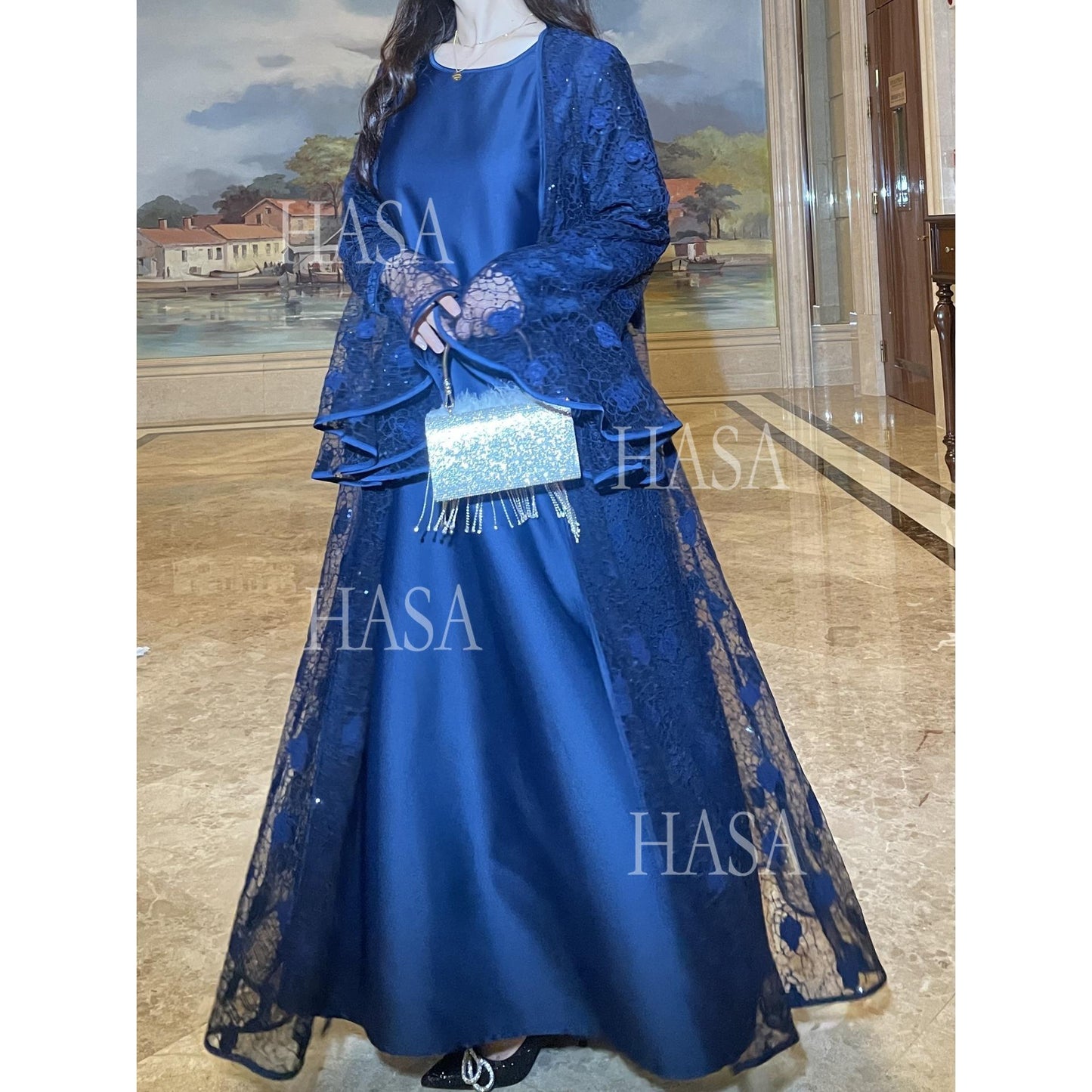 HS6488 Two-piece long dress with flared sleeves and lace sequined cape