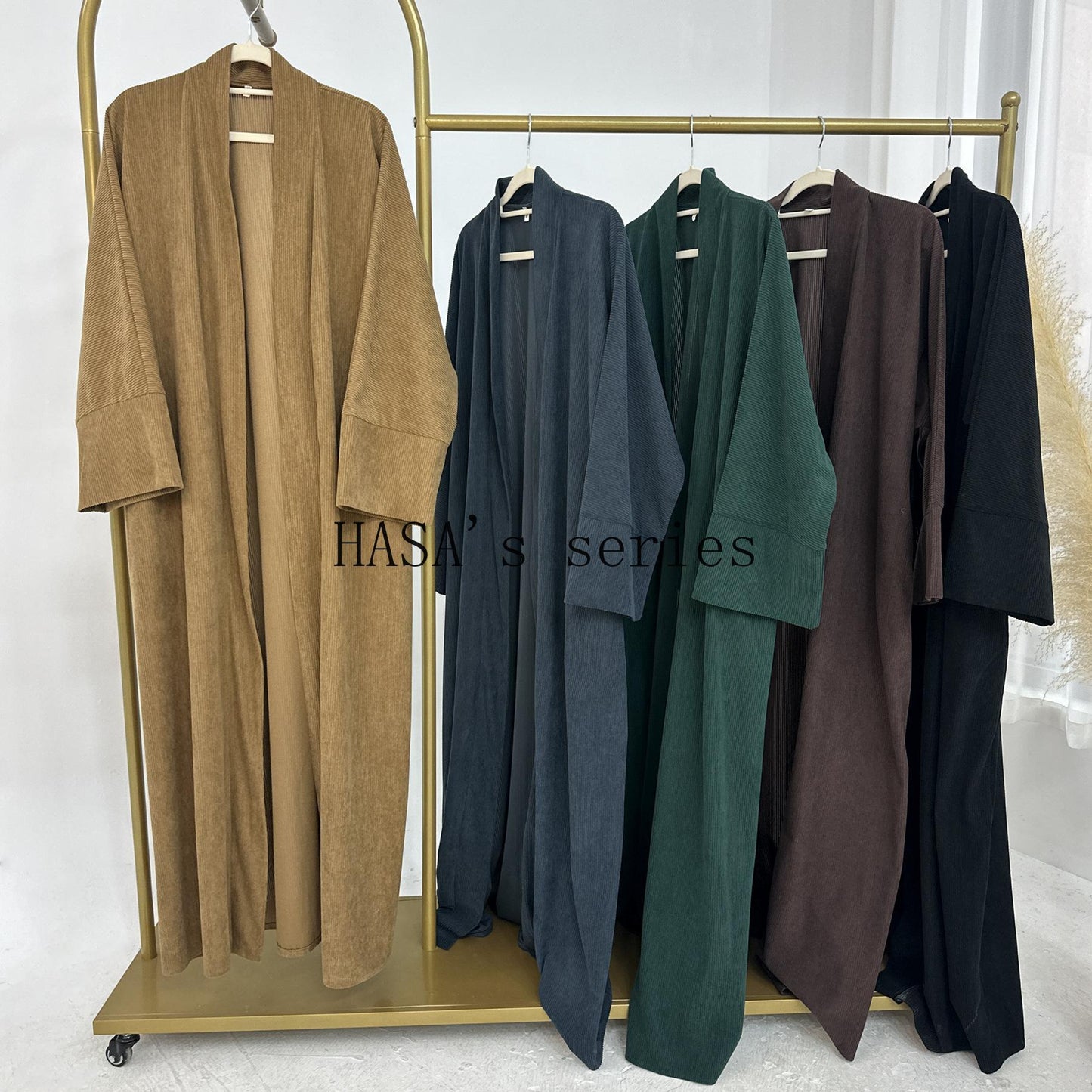 HS5489 Loose Swing Cardigan Dress - A Comfortable and Casual Fall and Winter Essential