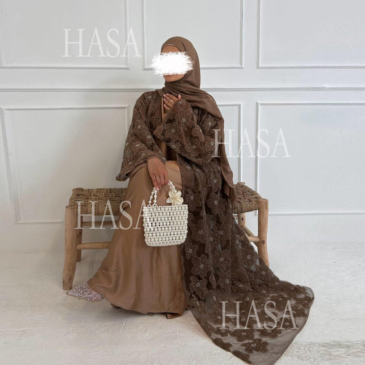 HS6625 Dreidimensionale, Perlenbesetzte Strickjacke Mit Blumenmuster, Die Mit Einer Inneren Schicht Oder Einem Kopftuch Kombiniert Werden Kann.