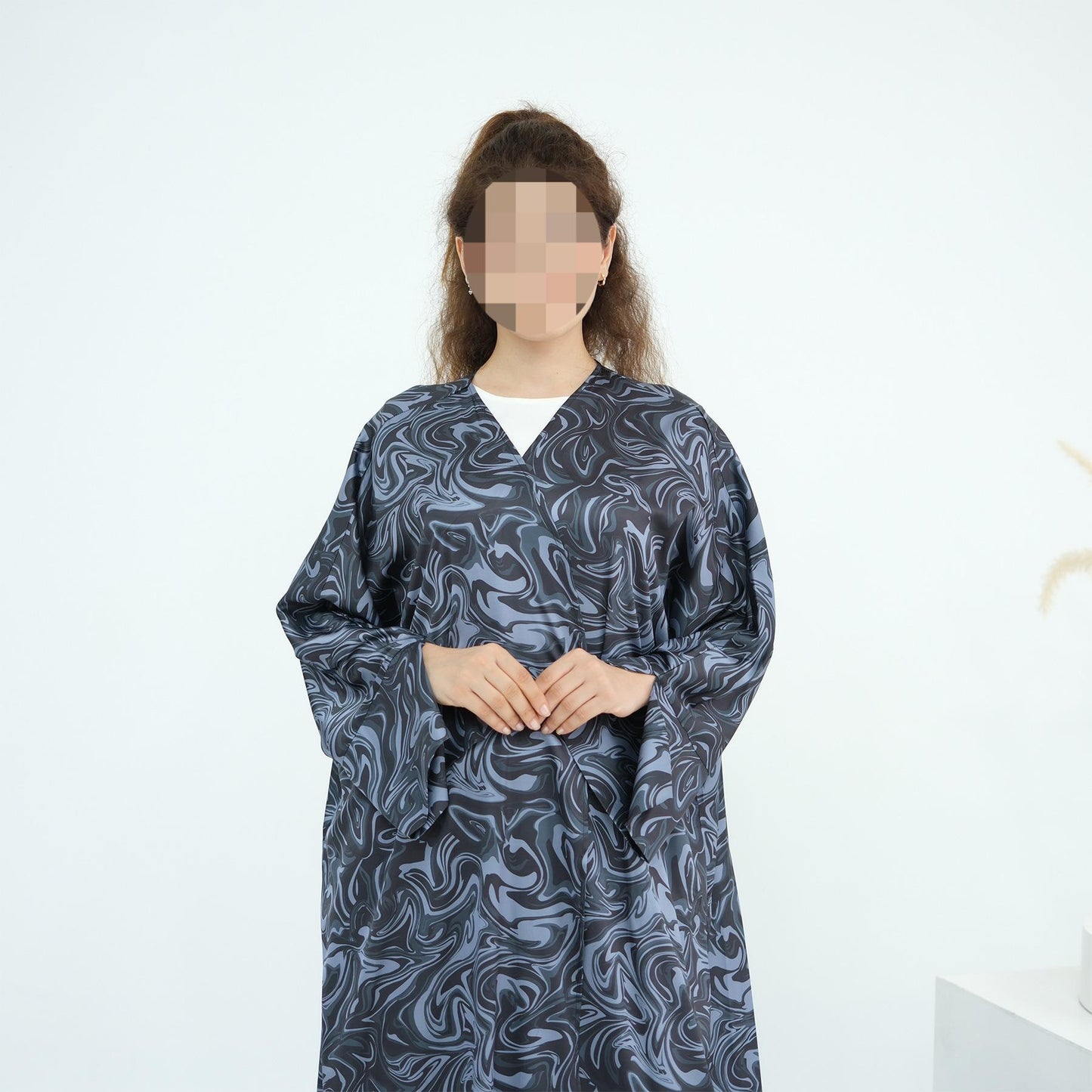 HS6555 Fashionable printed long-sleeved dress with an ankle-length cardigan style