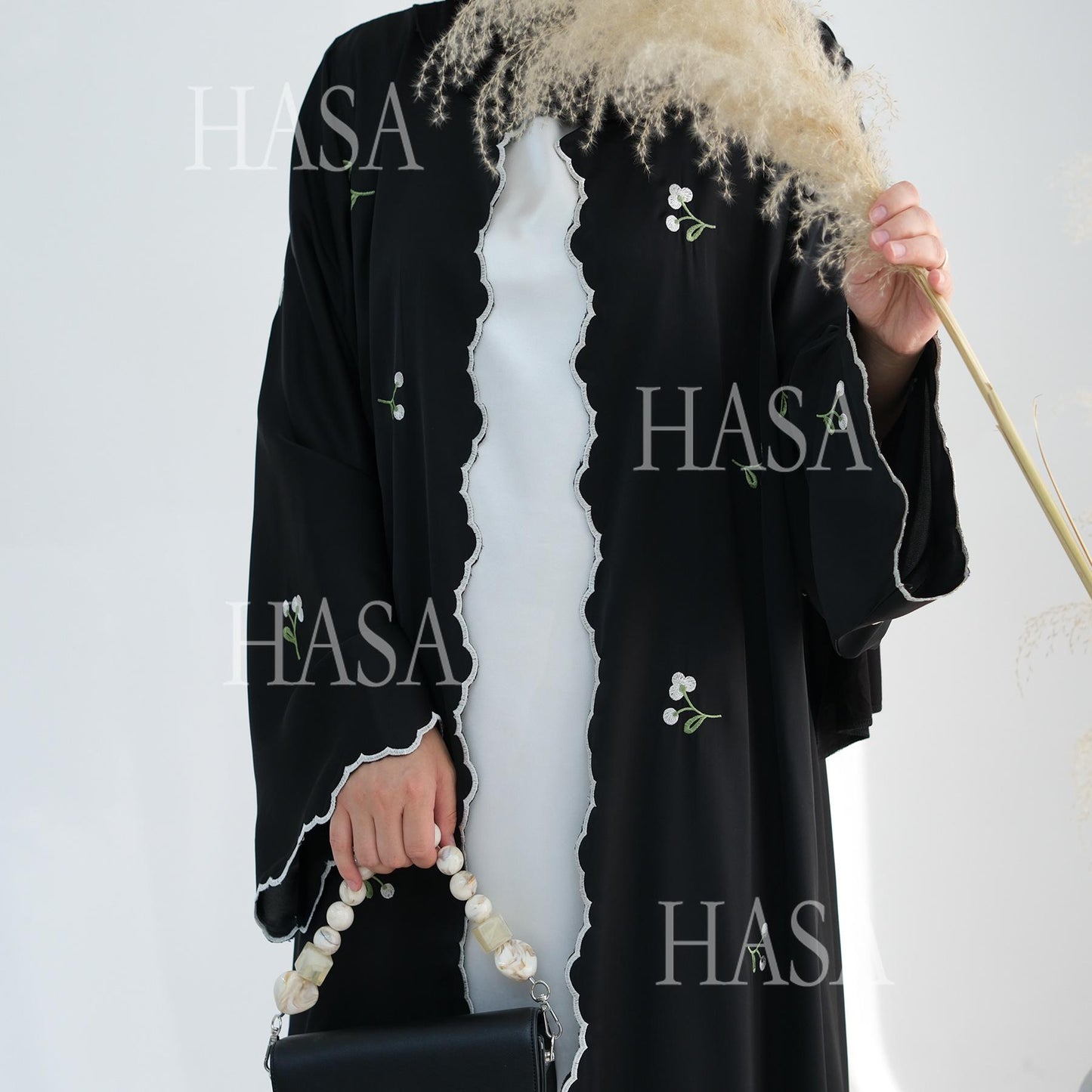 HS6472 Longline Cardigan with Delicate Floral Details and Curved Edging