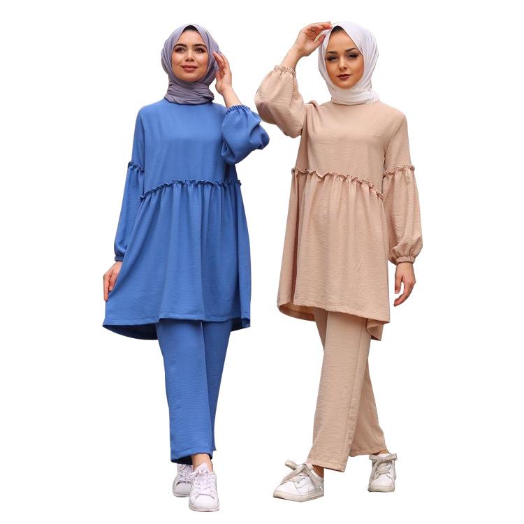 Solid paneled two-piece top and pants loose-fitting