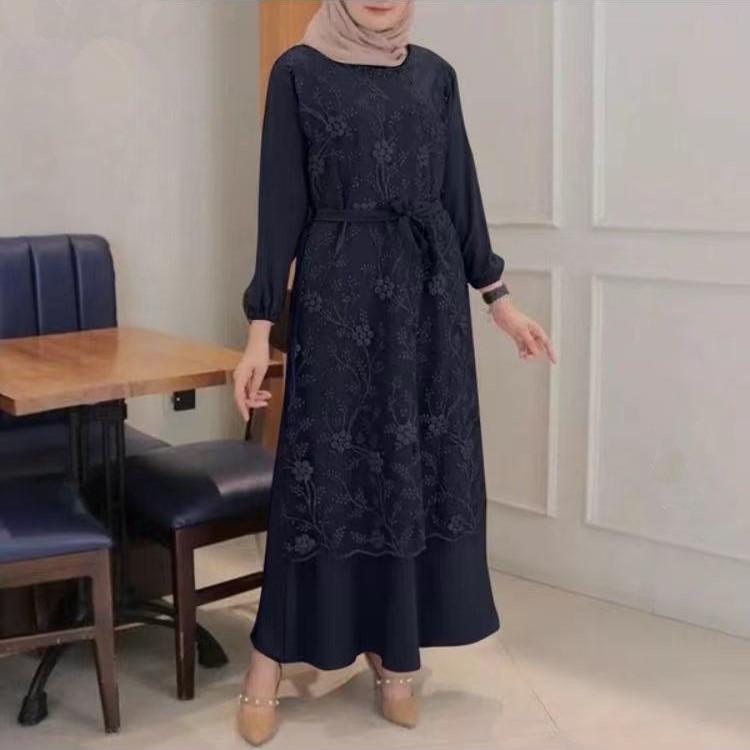 فستان مسلم طويل فضفاض بأكمام طويلة ورقبة دائرية وخصر من الدانتيل