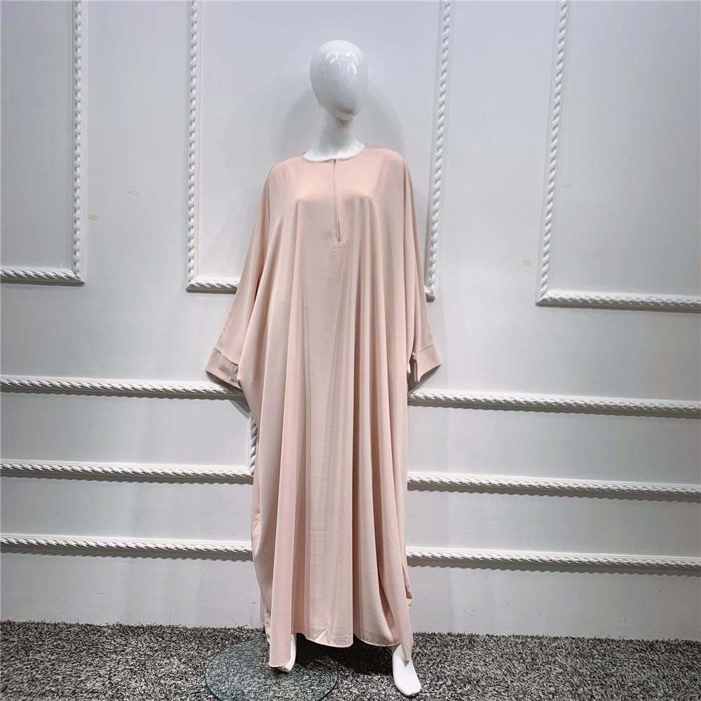 HS0195 رداء ذو ​​حاشية كبيرة بلون سادة وأكمام خفاش